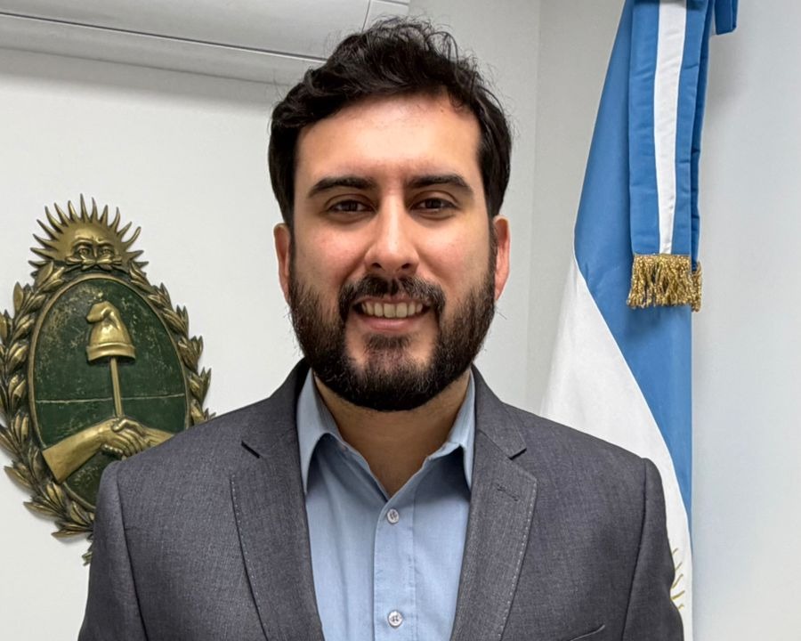 Nicol&aacute;s Romano